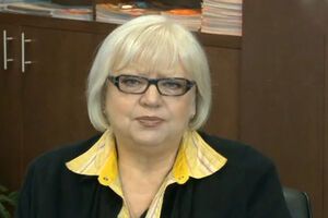 Крючкова исполнила песню на немецком языке