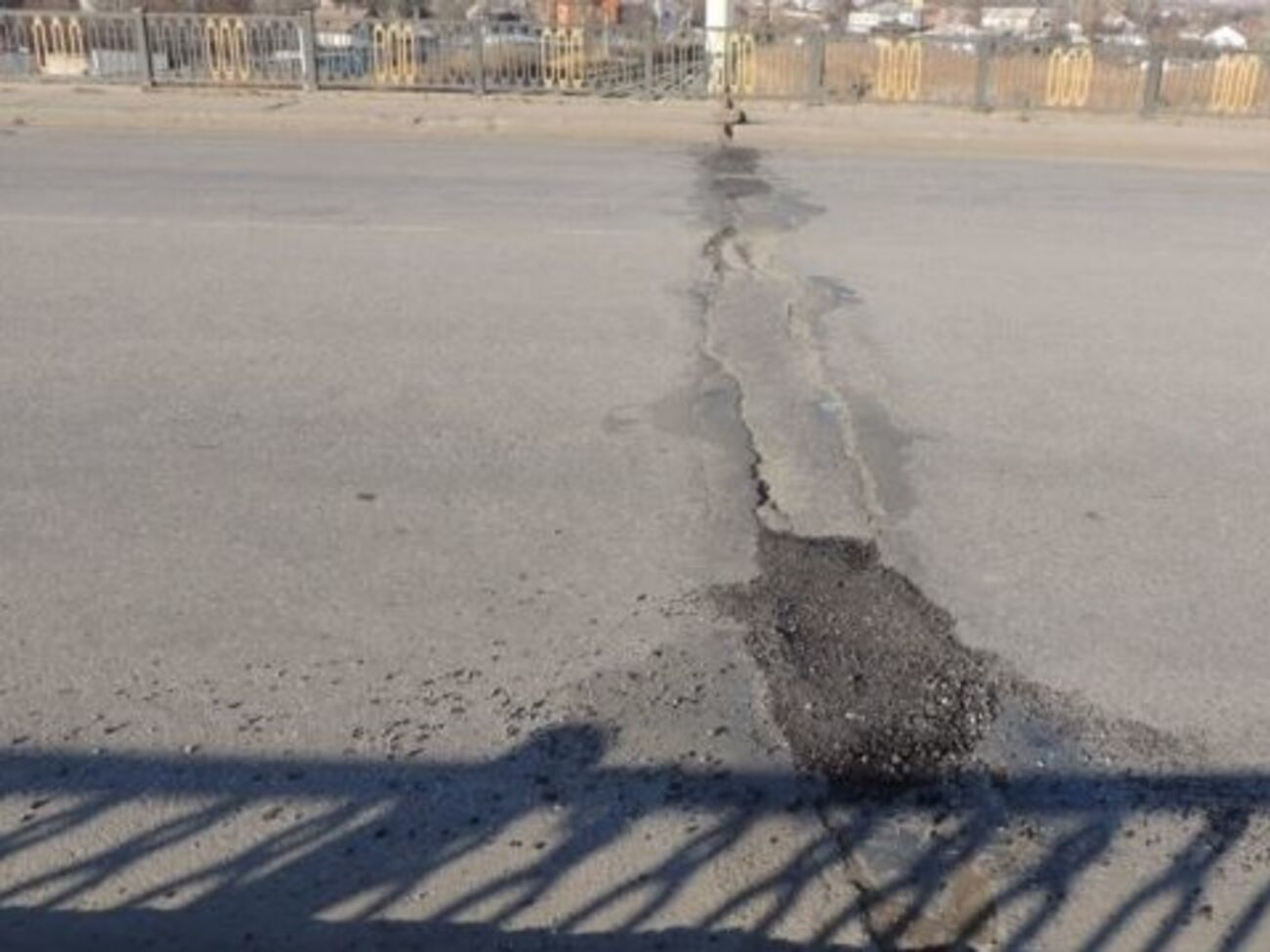 Первые трещины&nbsp;на Горьковском мосту&nbsp;появились в 2014 году после аннексии Крыма