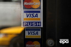 Карты попавших под санкции российских банков будут работать только на территории РФ