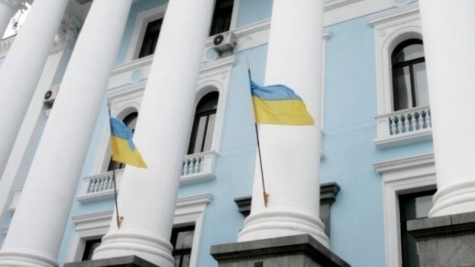 Министерство обороны утверждает, что увольняет генералов в порядке реформирования армии