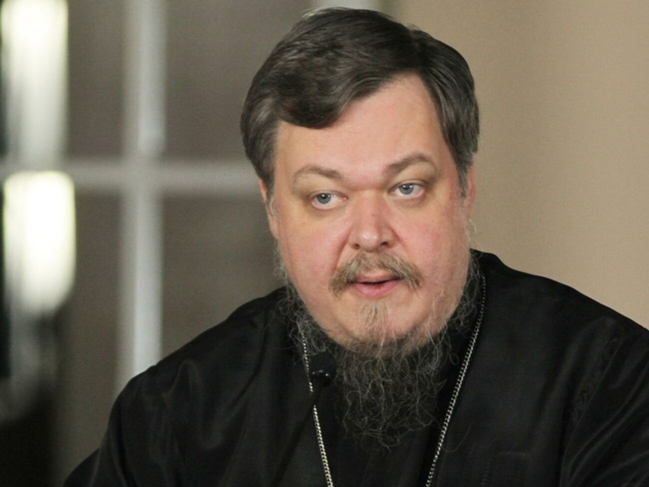 Чаплин заявил, что РПЦ должна больше критиковать государство и изменить систему управления