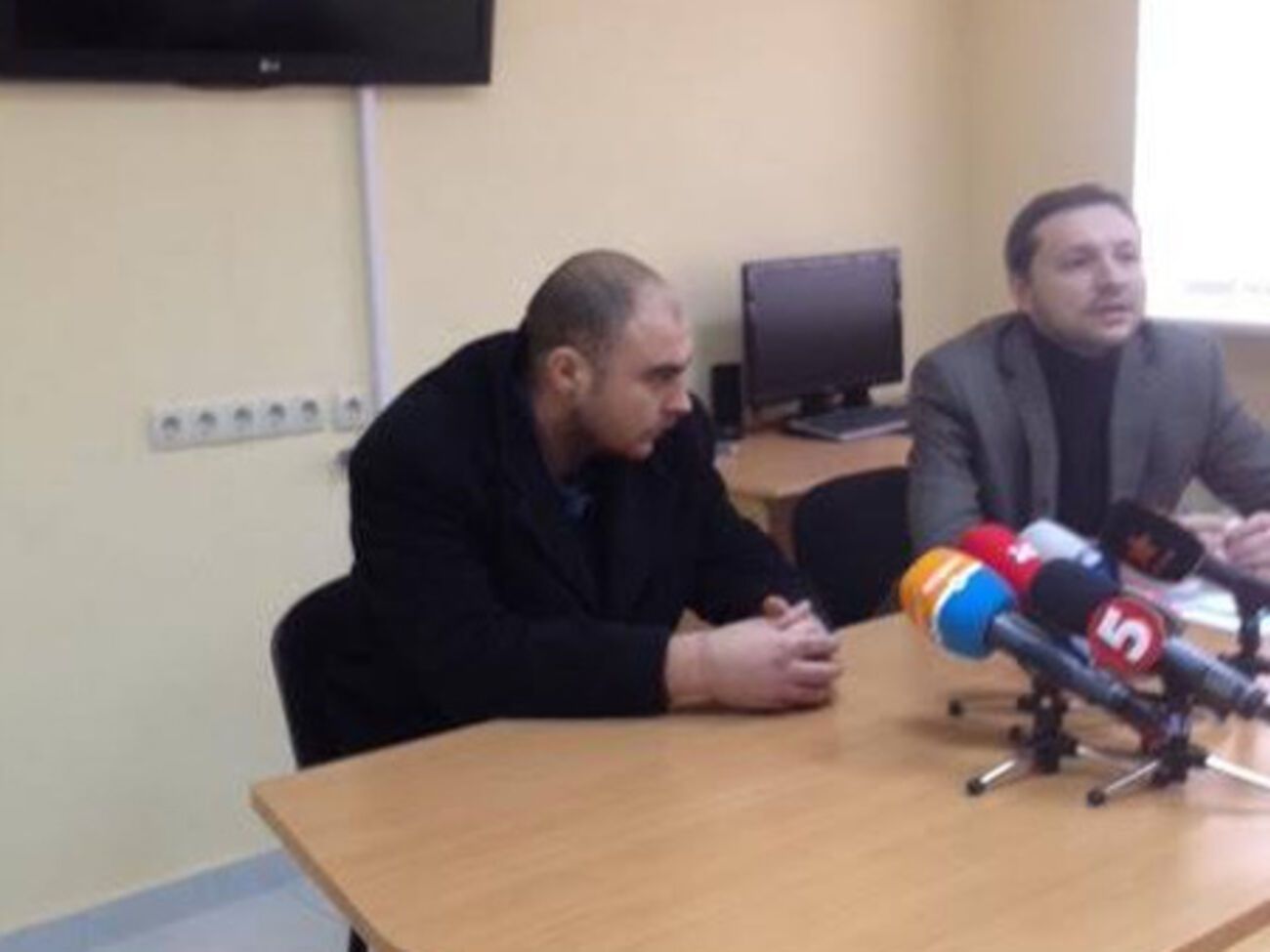 Хлюпин дает интервью после задержания