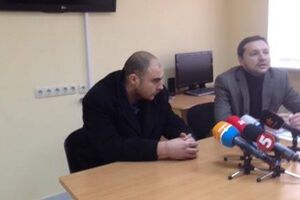 Хлюпин дает интервью после задержания