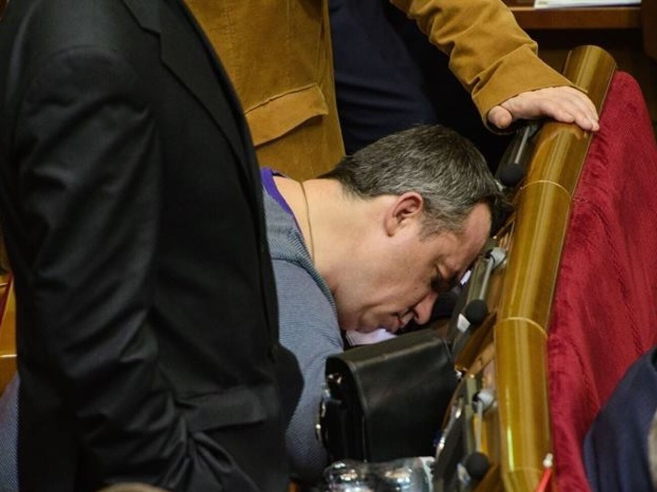 Бюджет принимали до 4 утра