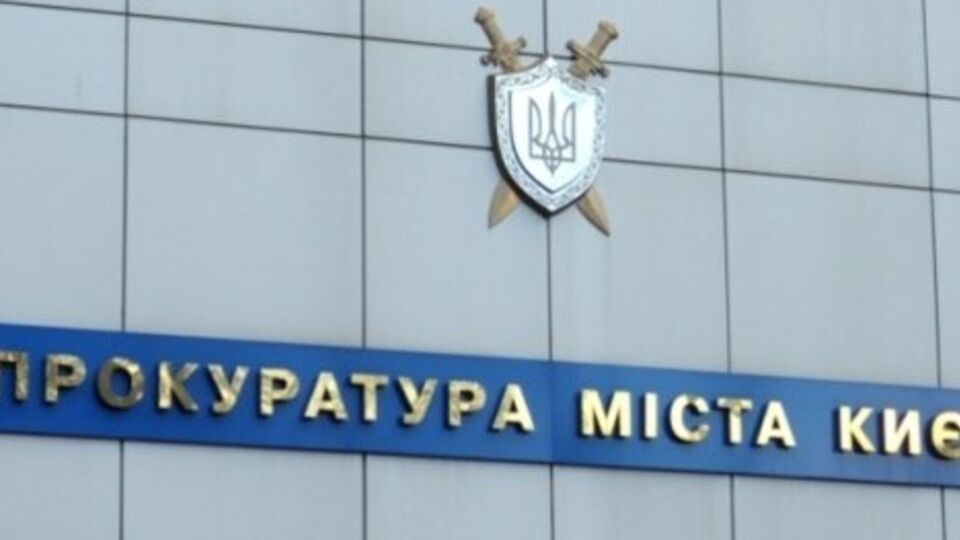 Одного из подозреваемых в обстреле такси на Оболони взяли под стражу