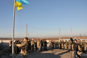 На обновленном КПВВ "Гнутово" созданы шесть полос движения, по три в каждую сторону