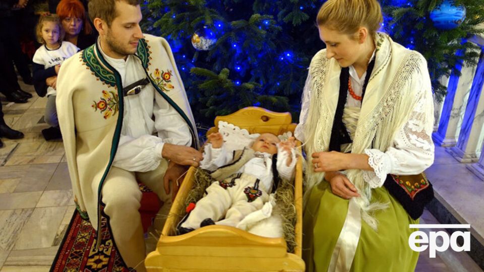 В Польше одна из семей прихода играет роль Святого семейства