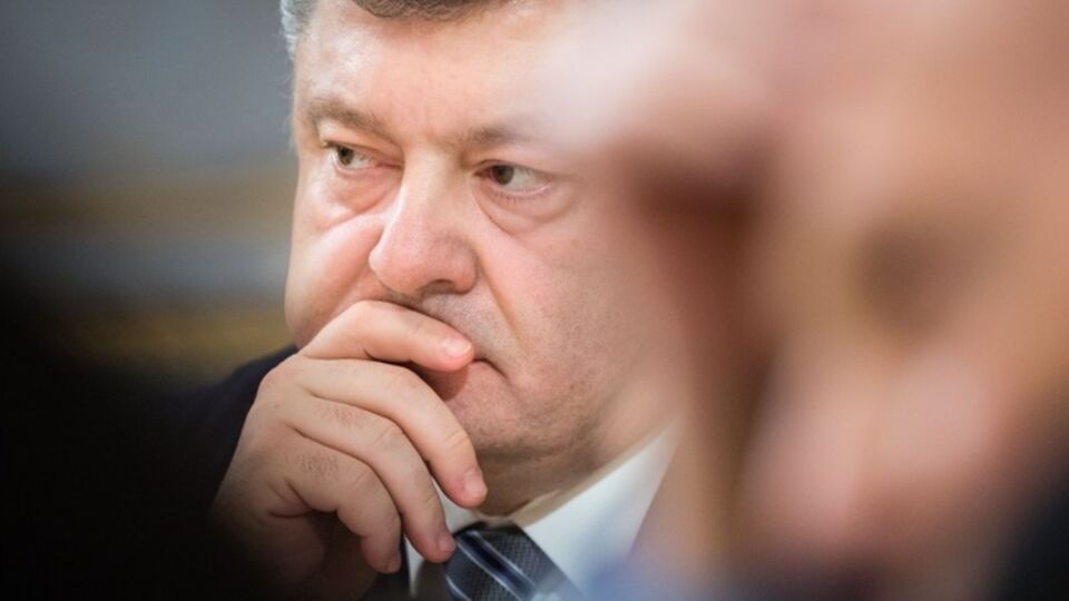 Порошенко призвал ученых разрабатывать проекты по энергоэффективности