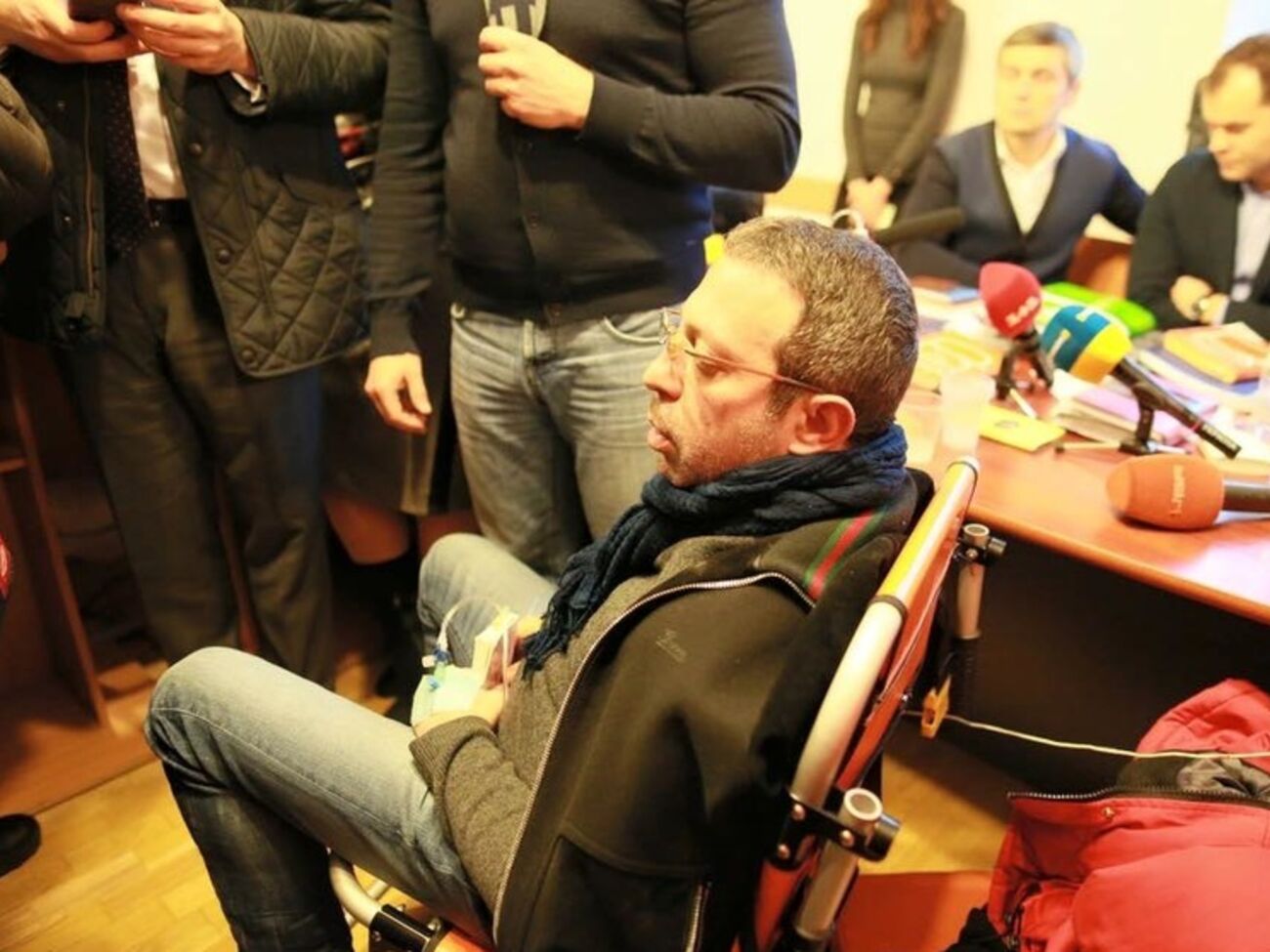 Корбан присутствует в зале суда