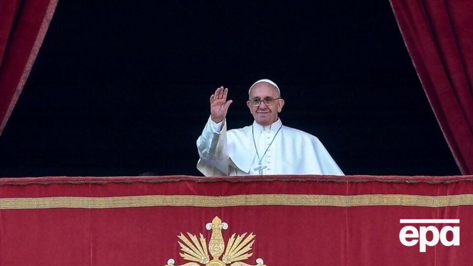 Глава Ватикана пожелал, чтобы Рождество принесло Украине мир и дало облегчение людям, которые страдают от последствий конфликта на востоке страны