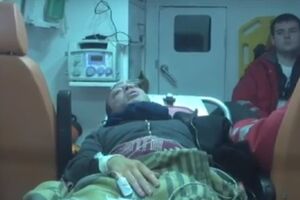 Корбана таки везут в больницу