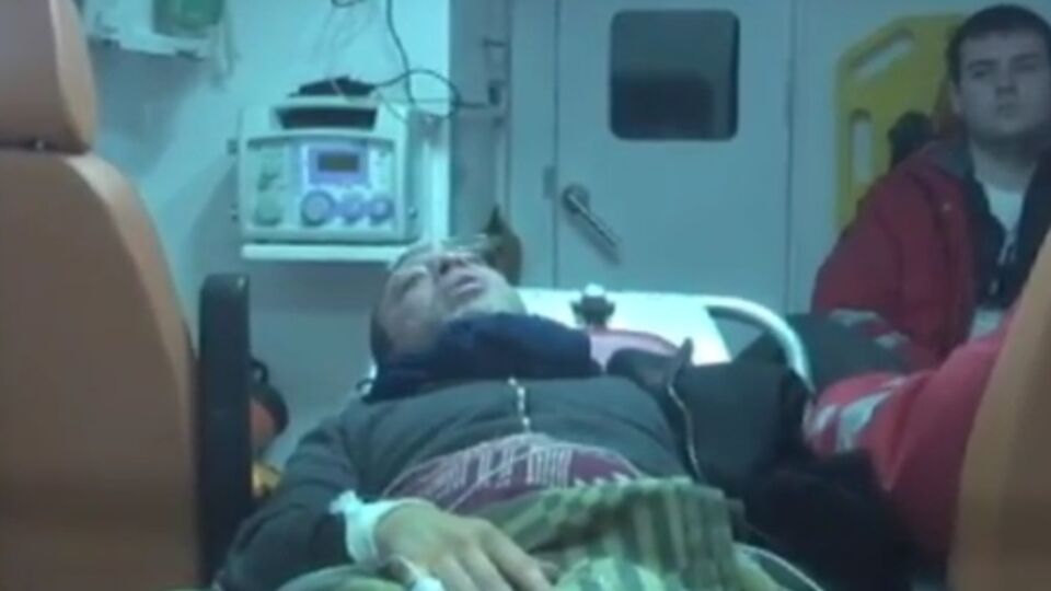 Корбана таки везут в больницу