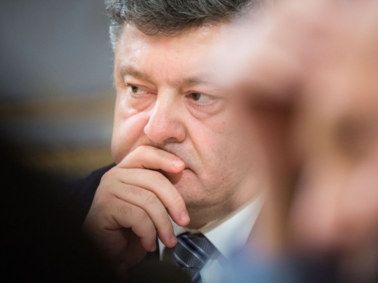 Порошенко подписал закон об отмене дополнительного импортного сбора