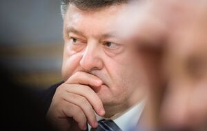 Порошенко подписал закон об отмене дополнительного импортного сбора