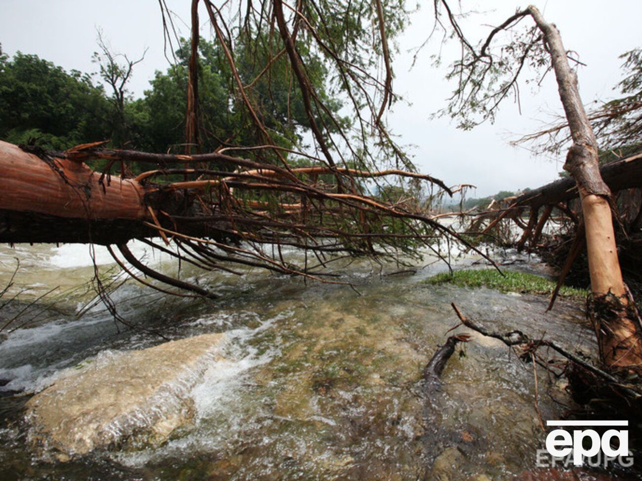 Жертвами стихии стали 18 человек