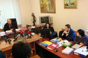 Суд продолжил рассмотрение дела