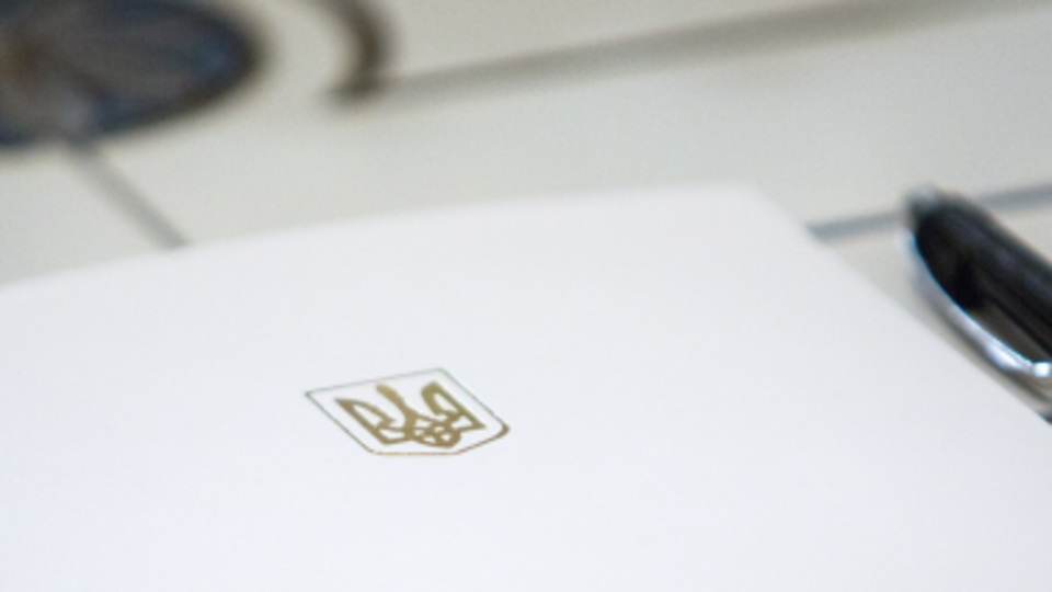 Порошенко подписал закон о доступе СМИ к работе комитетов