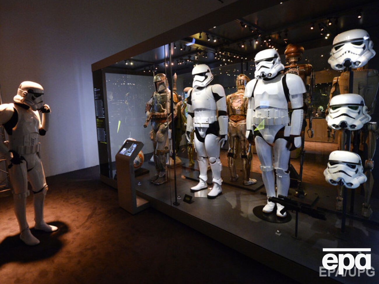 Новый эпизод продолжает бить рекорды кассовых сборов