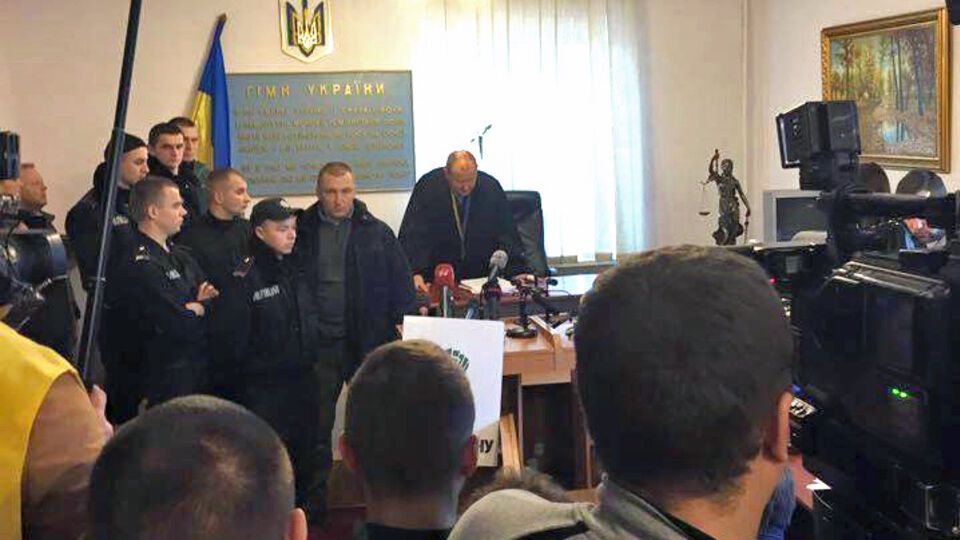 Суд разрешил доставить Корбана в заседание