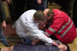 Адвокат Корбана Оксана Томчук потеряла сознание