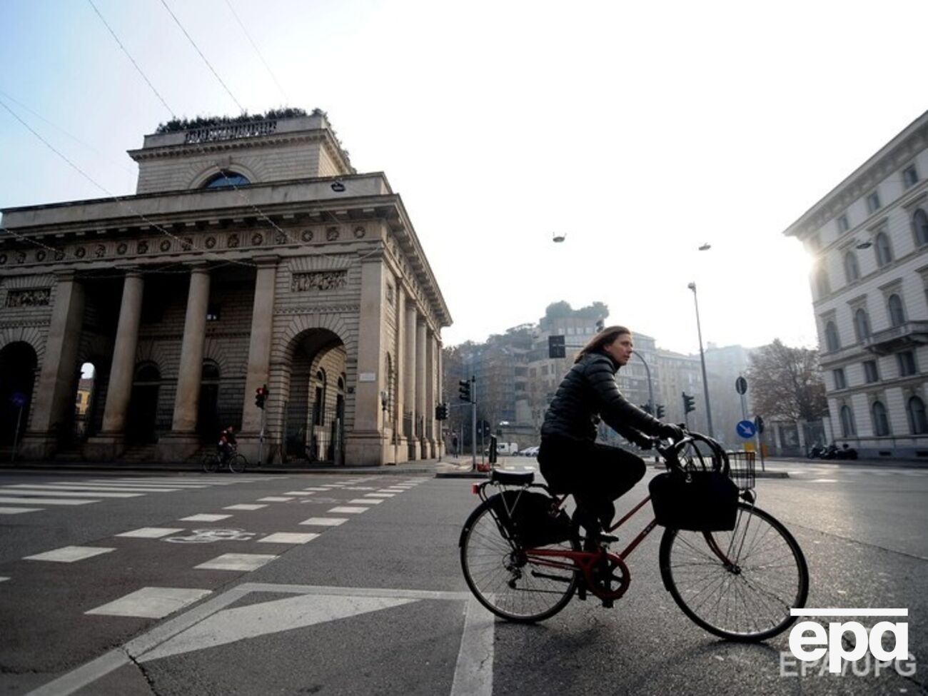 В Милане и Риме ограничили движение автомобилей