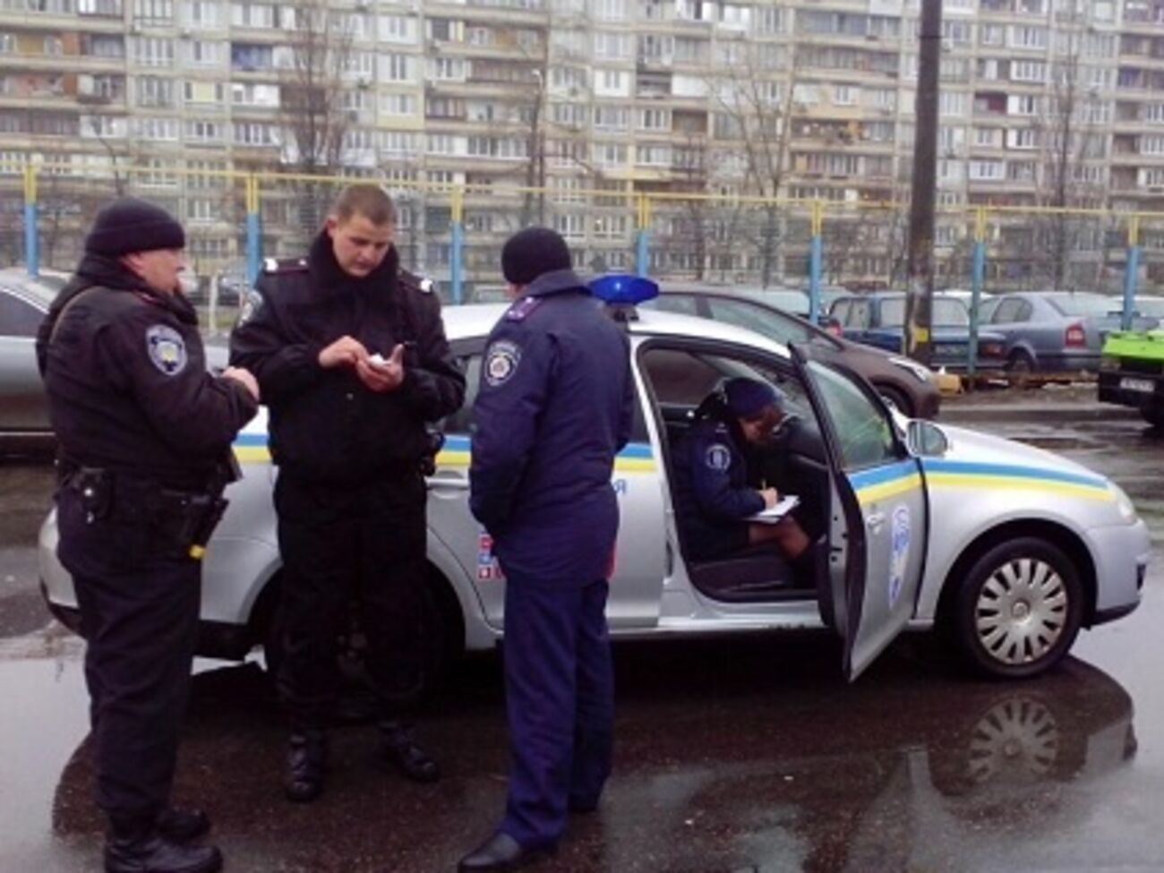 Полиция ищет стрелявших на Оболони