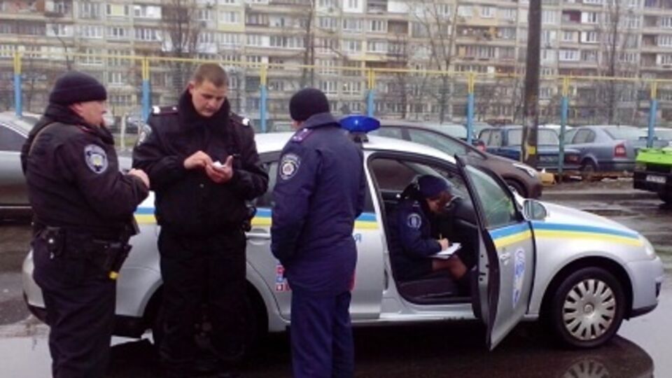 Полиция ищет стрелявших на Оболони