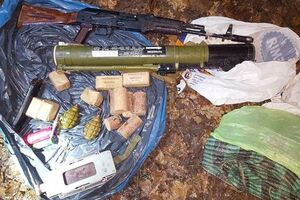 Харьковчанин указал спецслужбе на тайник с оружием и взрывчаткой