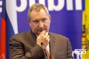 Рогозин уже вышел на работу, уверяет его помощник