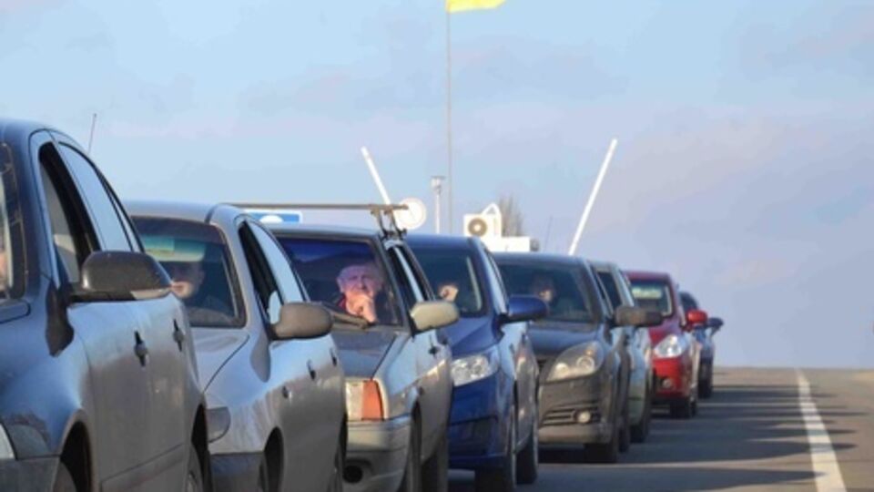 На границе с Польшей накапливается автотранспорт
