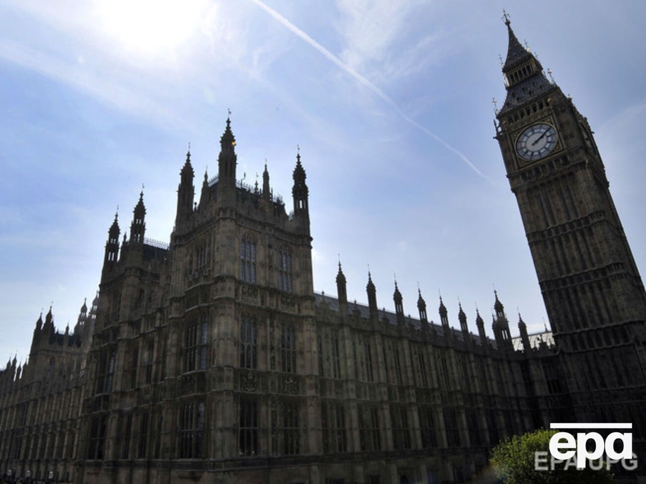 Парламент одобрил участие Британии в сирийской операции