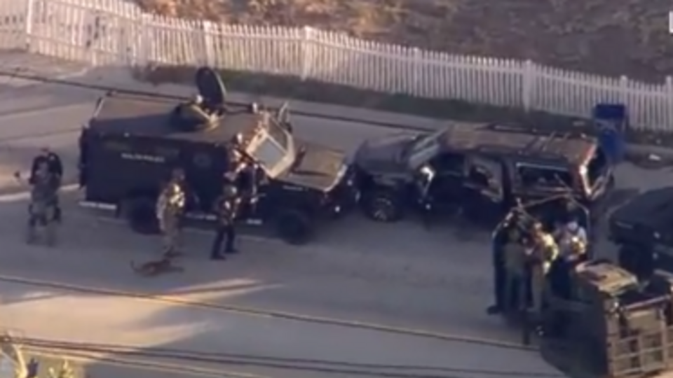 Двое нападавших погибли в перестрелке