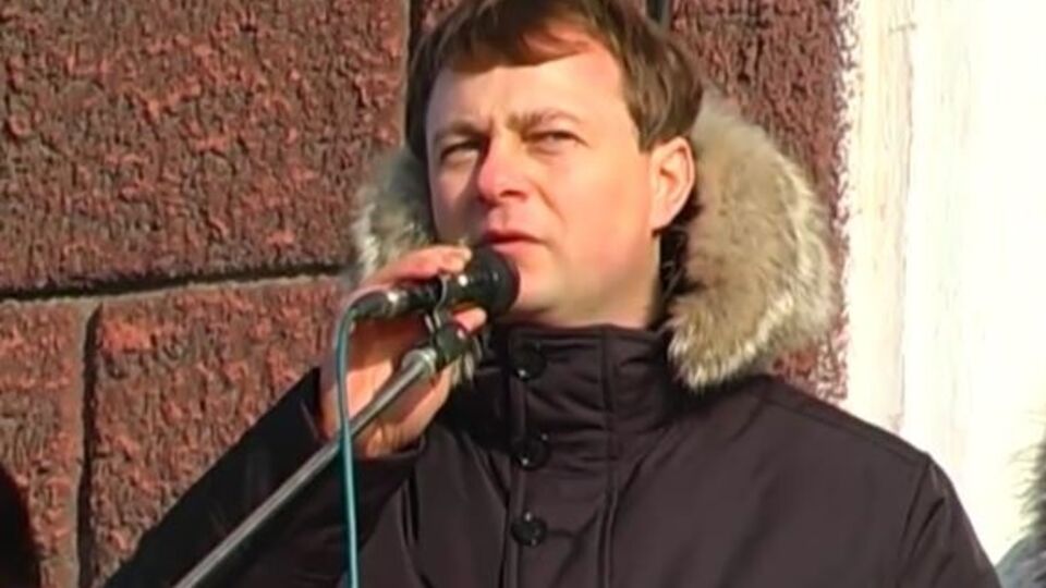 Новоизбранный мэр Красноармейска Руслан Требушкин на Антимайдане в 2014 году