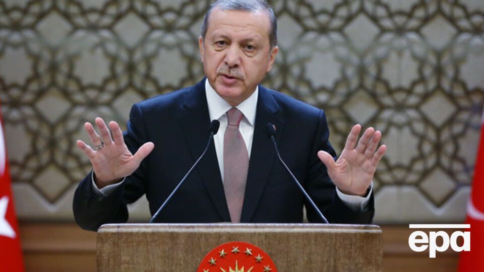 Эрдоган обвинил Россию в торговле нефтью с ИГИЛ