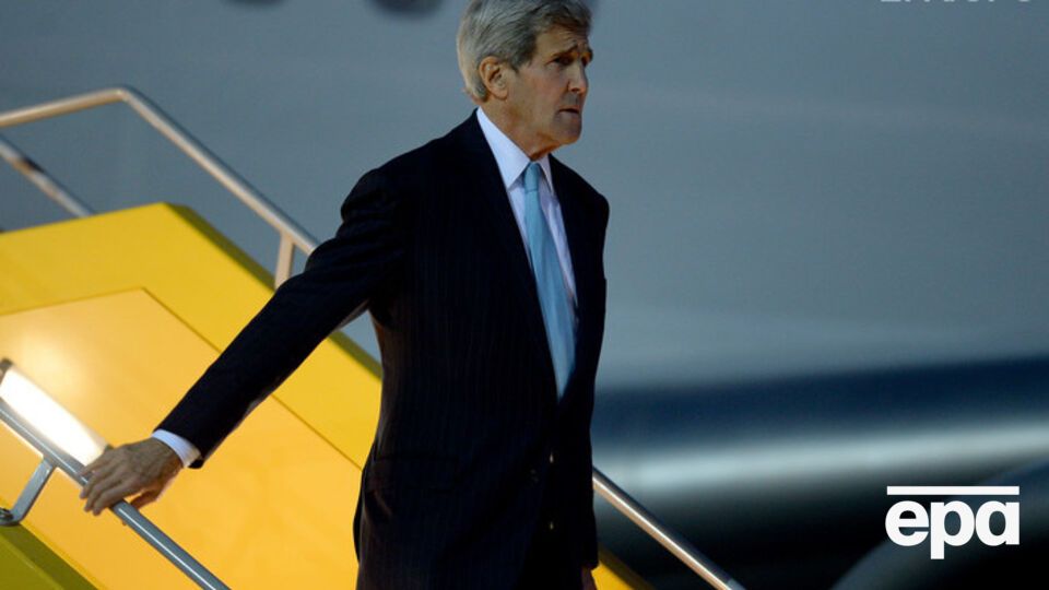 Порошенко и Керри провели телефонный разговор