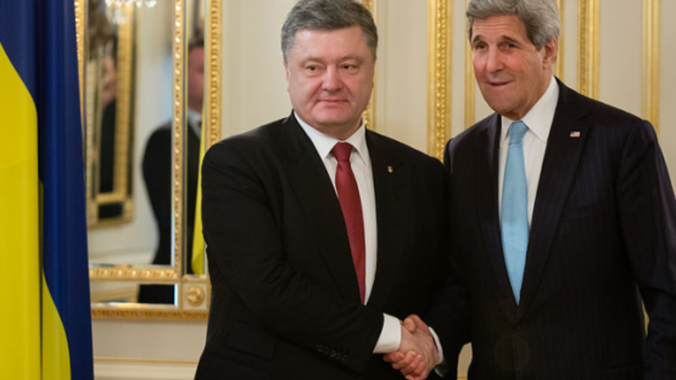 Керри заверил, что США не будет сотрудничать с РФ в ущерб интересам Украины