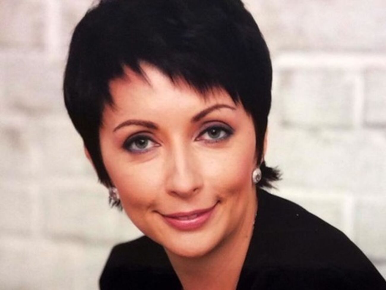 По данным журналистов, дома и квартиры Лукаш не могла купить на зарплату министра