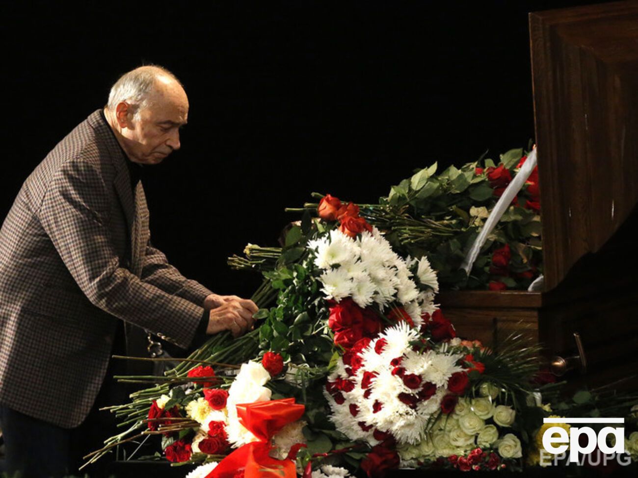 В Москве простились с Рязановым. Фоторепортаж