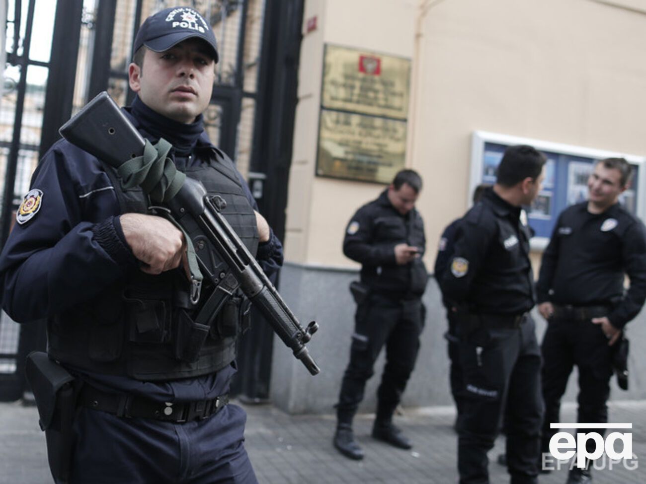 В прокуратуре заявили, что задержанные принадлежат к "Исламскому государству"
