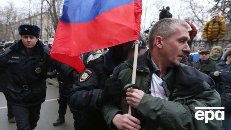 72% россиян считают, что митинги и акции протеста с экономическими требованиями маловероятны
