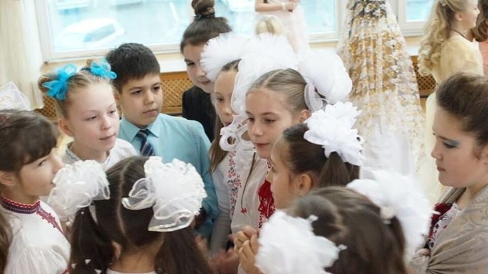 Юные артисты студии "Світанок"