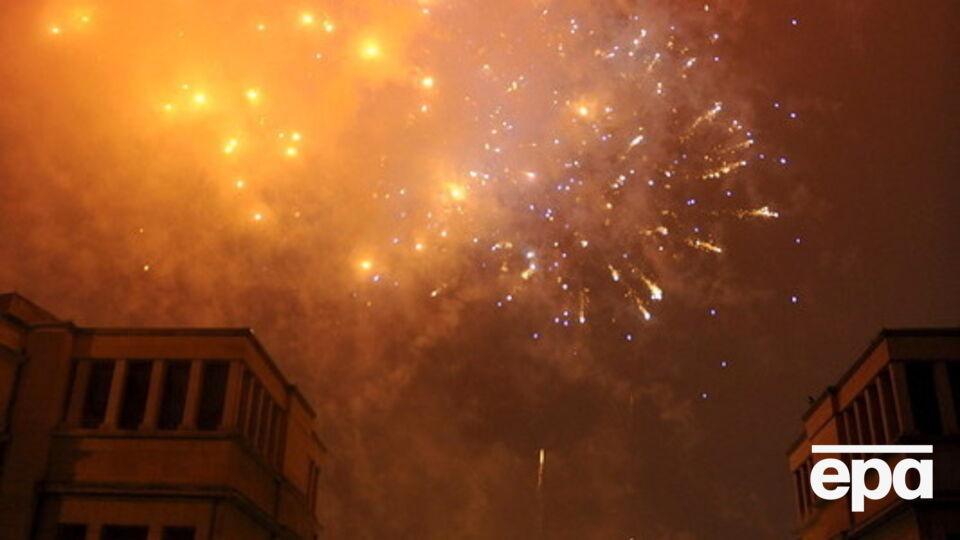 В минувшие годы в центре Брюсселя устраивали красочные фейерверки