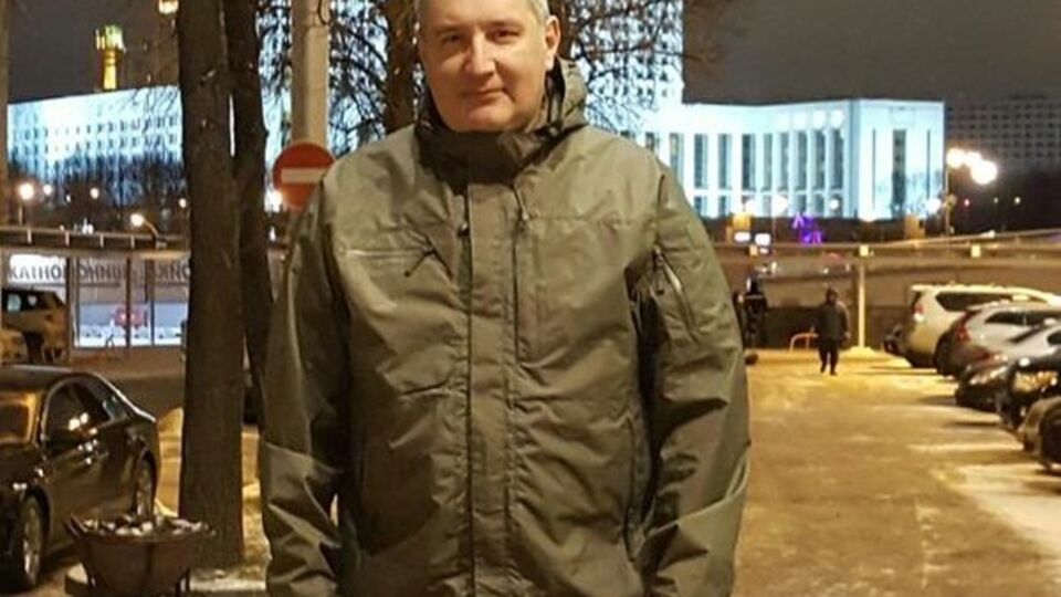 Рогозин считает, что наступит время, когда в Украине его будут встречать с цветами