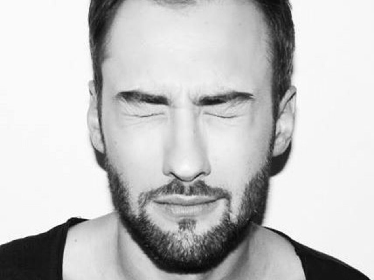 Физиогномист обратил внимание на паузы, которые делает Шепелев перед ответами