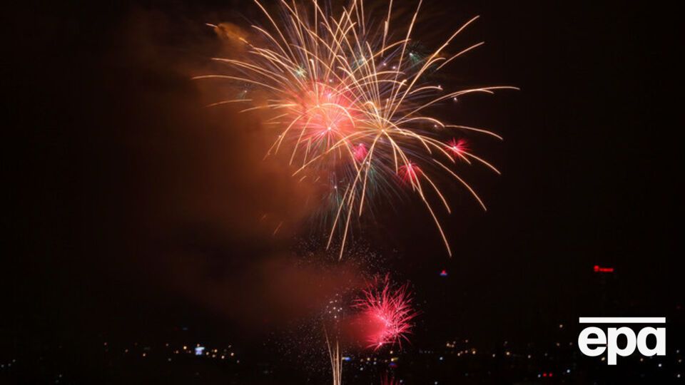 До окончания АТО фейерверки, салюты и петарды в Киеве запрещены