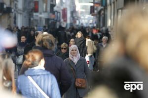 Население планеты растет ускоряющимся темпом