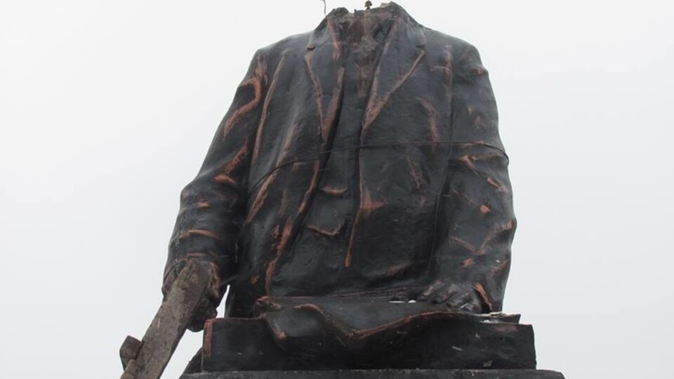 Памятник сдали на хранение в музей