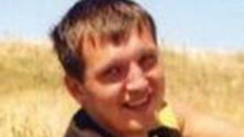 Этого человека подозревают в убийстве жены и двух детей