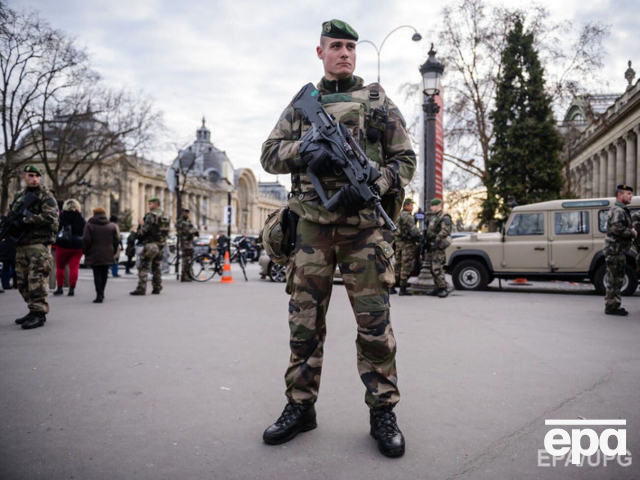 В Париже усилены меры безопасности