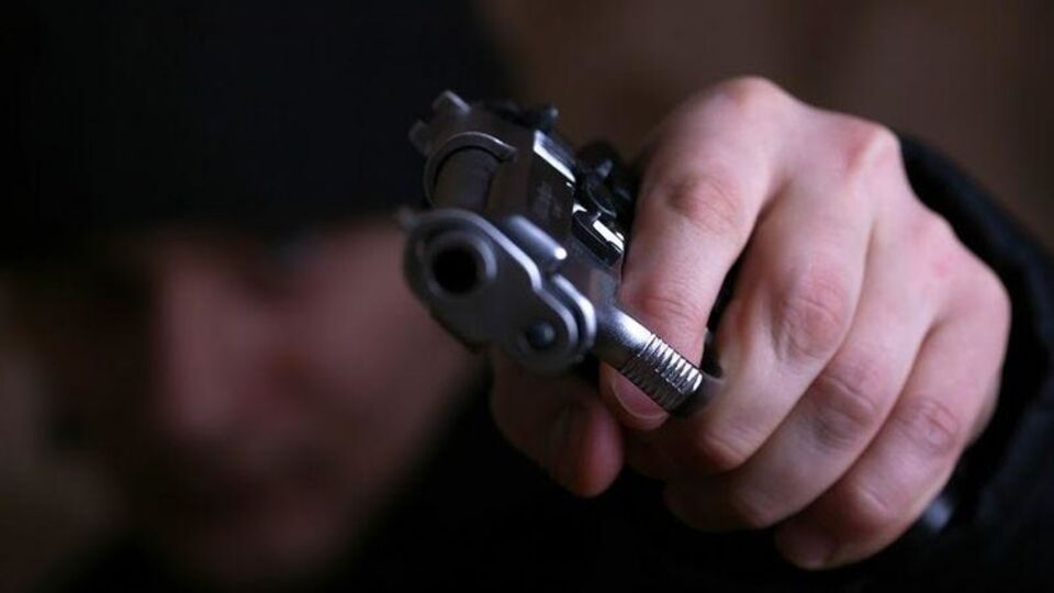 Грабители угрожали работникам АЗС пистолетом